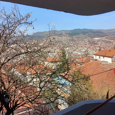 Apartament Lari And Klo