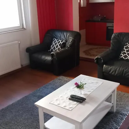 Apartman Lari And Klo *