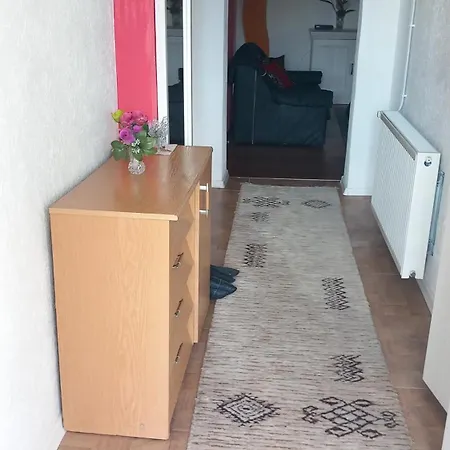 Lari And Klo Apartman