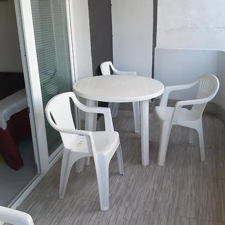 Lari And Klo Apartman *